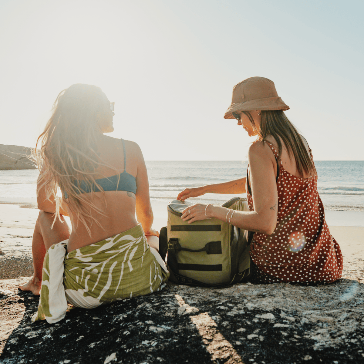 COBB The Anywhere Bag konstrukcija ir vidaus išdėstymas